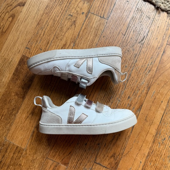 Veja Kids' Sneakers V-10 LEATHER MULTICO WHITE SHINY sz: 2 - Picture 2 of 7
